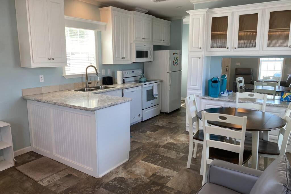 Cozy Tiny Home Near Disney World & Orlando Parks! Кисими Екстериор снимка