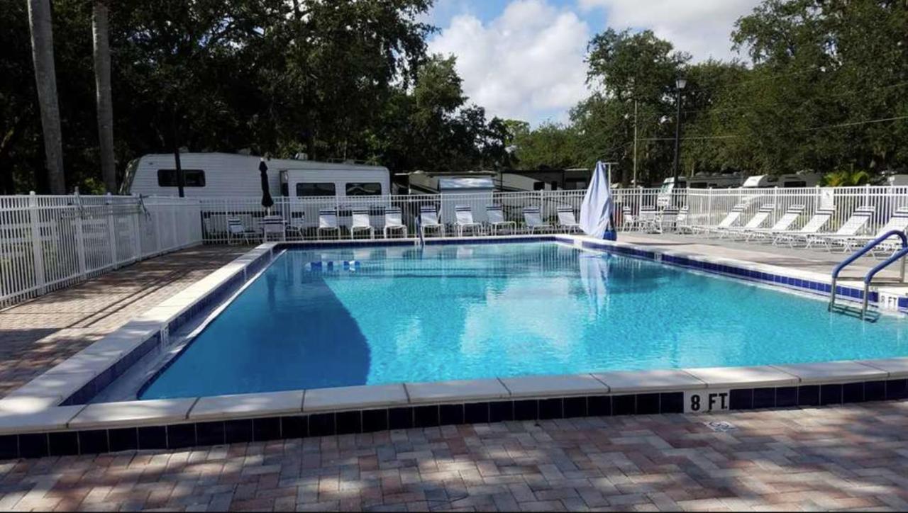 Cozy Tiny Home Near Disney World & Orlando Parks! Кисими Екстериор снимка